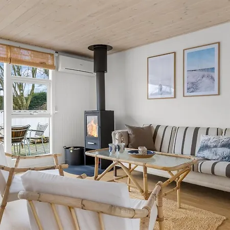 펜션 Susette - 400m From The Sea By Interhome *