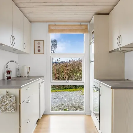 Susette - 400m From The Sea By Interhome 펜션