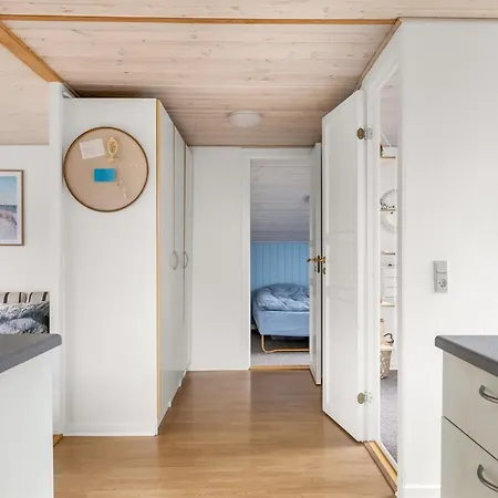 펜션 Susette - 400m From The Sea By Interhome *