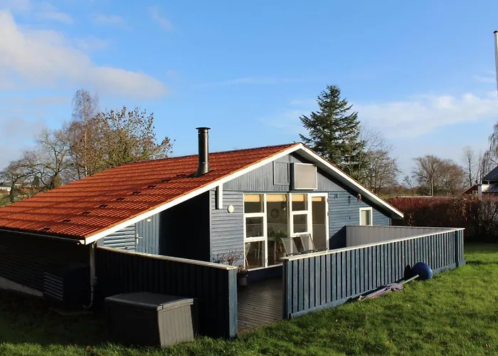 Holiday home Susette - 400m From The Sea By Interhome *